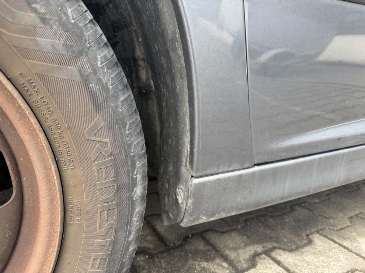 Peugeot 207 original Kotfl&uuml;gel vorn links KTH Thorium Grau Bj.2010